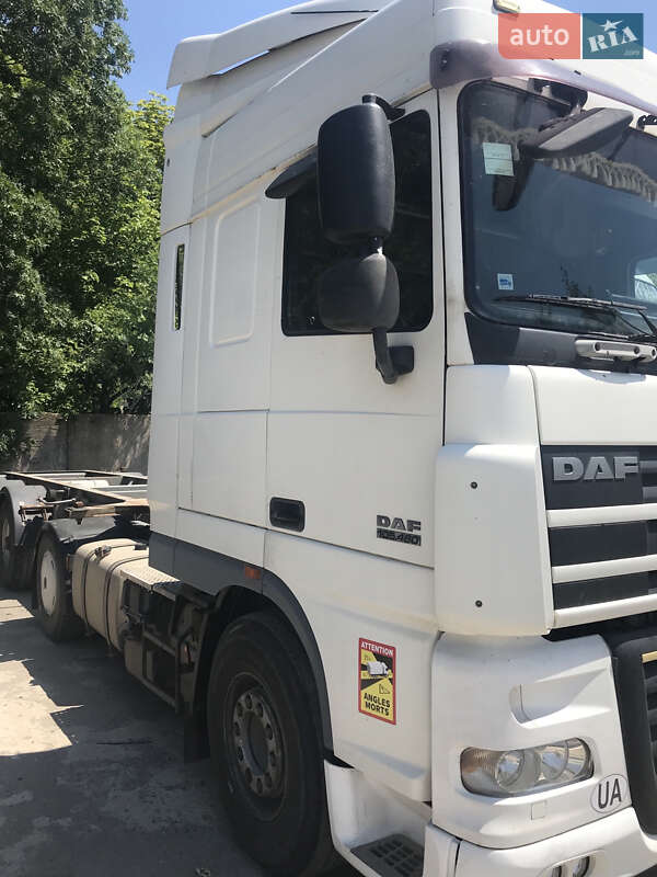 Тягач DAF XF 105 2007 в Теплодаре