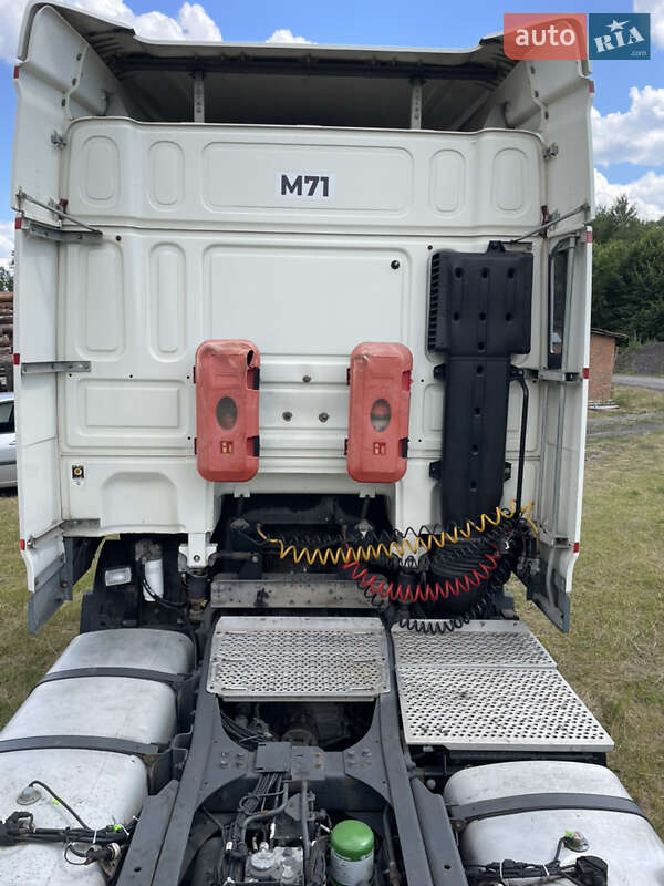 Тягач DAF XF 105 2011 в Полонному