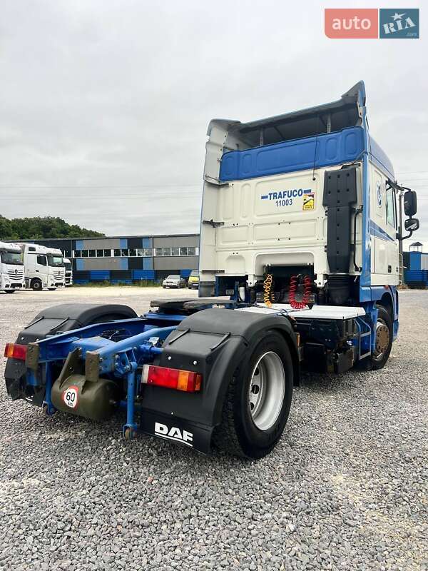 Тягач DAF XF 105 2010 в Львове
