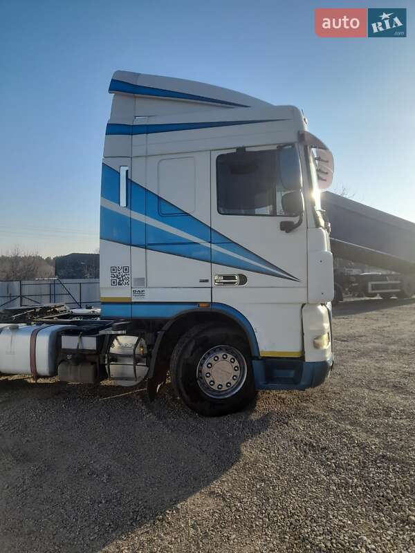 Тягач DAF XF 105 2006 в Мироновке