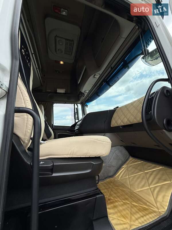 Тягач DAF XF 105 2013 в Тернополе
