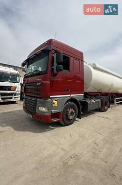 Тягач DAF XF 105 2011 в 
