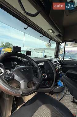 Тягач DAF XF 105 2011 в 