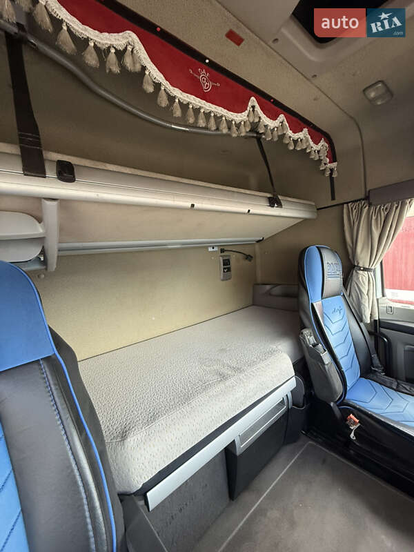 Тягач DAF XF 105 2011 в Кирнасовке