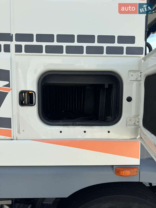 Тягач DAF XF 105 2011 в Черкассах