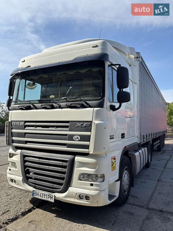 Тентованый DAF XF 105 2011 в 