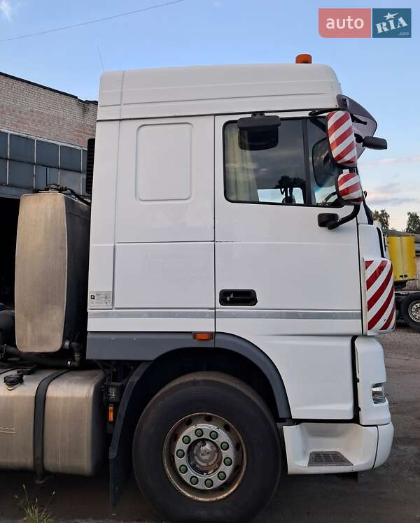 Тягач DAF XF 105 2005 в Днепре