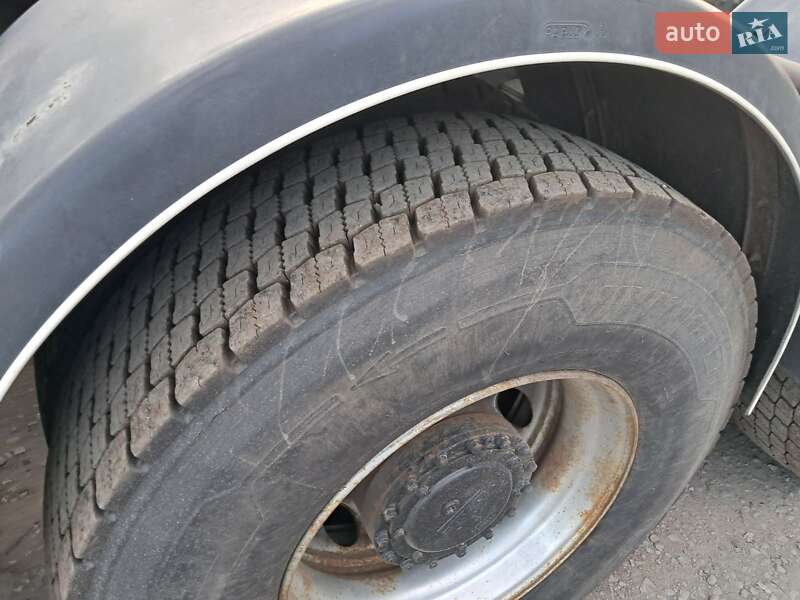 Тягач DAF XF 105 2005 в Днепре