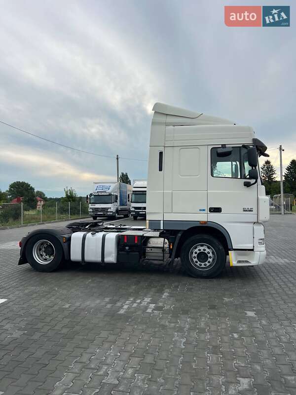 Тягач DAF XF 105 2013 в Ровно