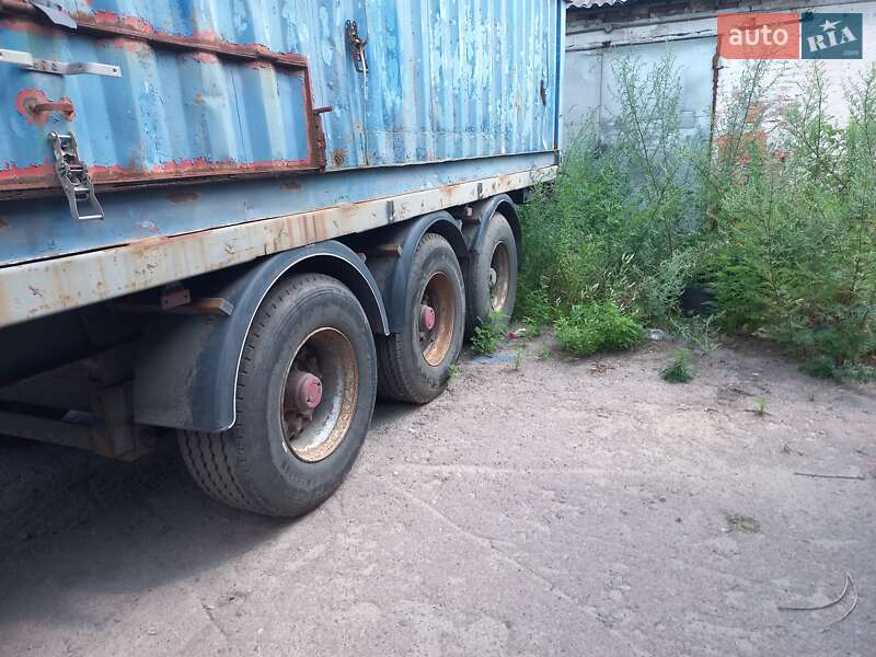 Зерновоз DAF XF 105 2011 в Прилуках