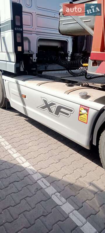 Самосвал DAF XF 105 2008 в Виннице