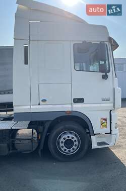 Тягач DAF XF 105 2012 в 