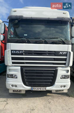 Тягач DAF XF 105 2013 в Дніпрі