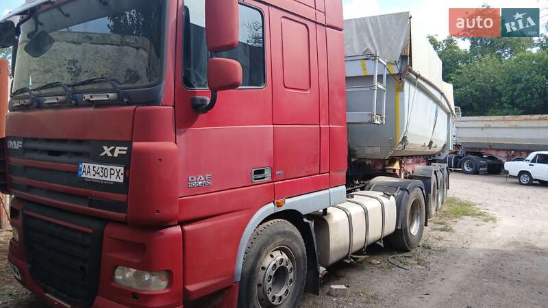 Тягач DAF XF 105 2009 в 
