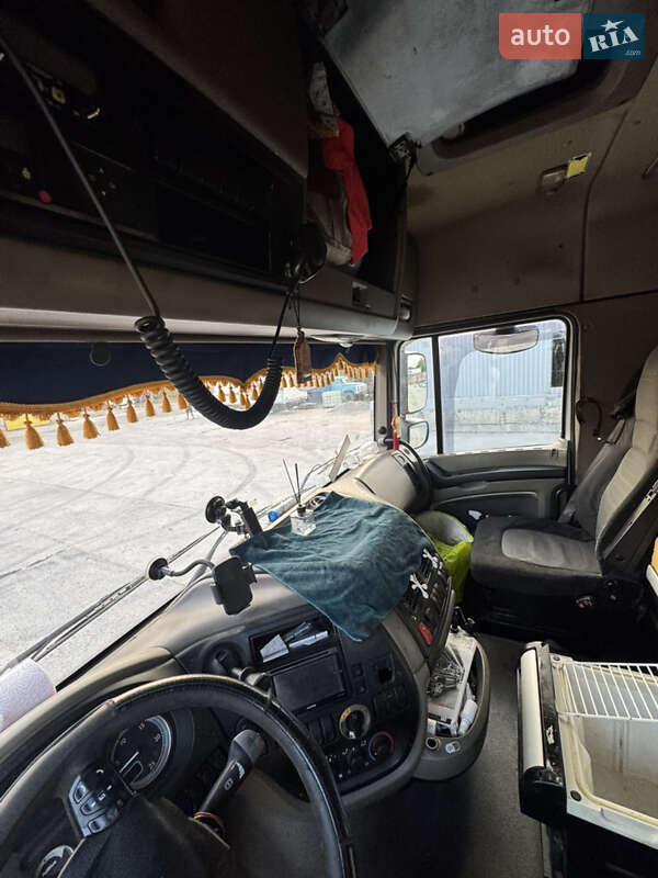 Тягач DAF XF 105 2011 в Днепре