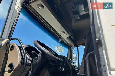 Тягач DAF XF 105 2011 в 