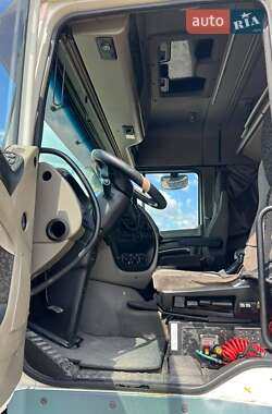 Тягач DAF XF 105 2006 в 