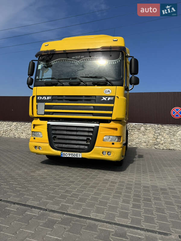 Тентованый DAF XF 105 2011 в Тернополе