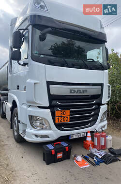 Тягач DAF XF 105 2013 в 