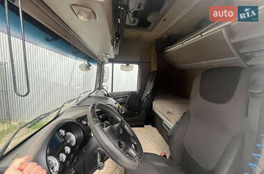 Тягач DAF XF 105 2012 в 