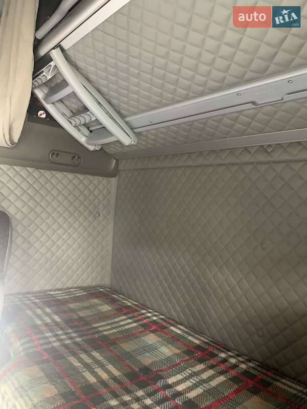 Тягач DAF XF 105 2010 в Харкові