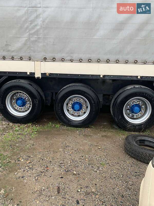 Тягач DAF XF 105 2010 в Харкові