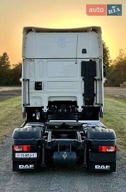 Тягач DAF XF 105 2012 в 