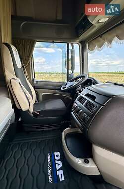 Тягач DAF XF 105 2012 в 