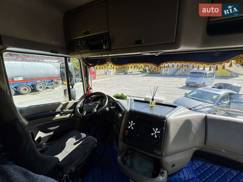Тягач DAF XF 105 2011 в Днепре