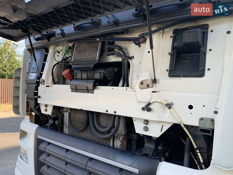 Тягач DAF XF 105 2012 в Запорожье
