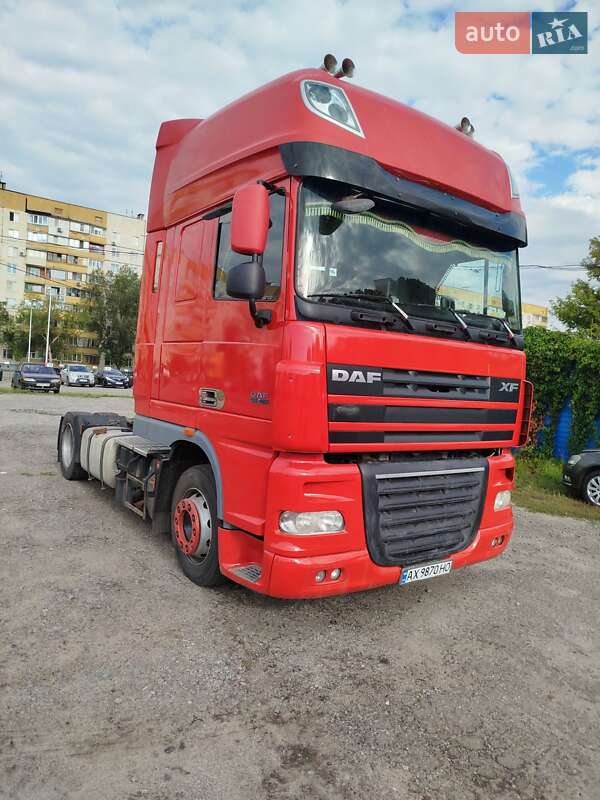 Тягач DAF XF 105 2012 в 