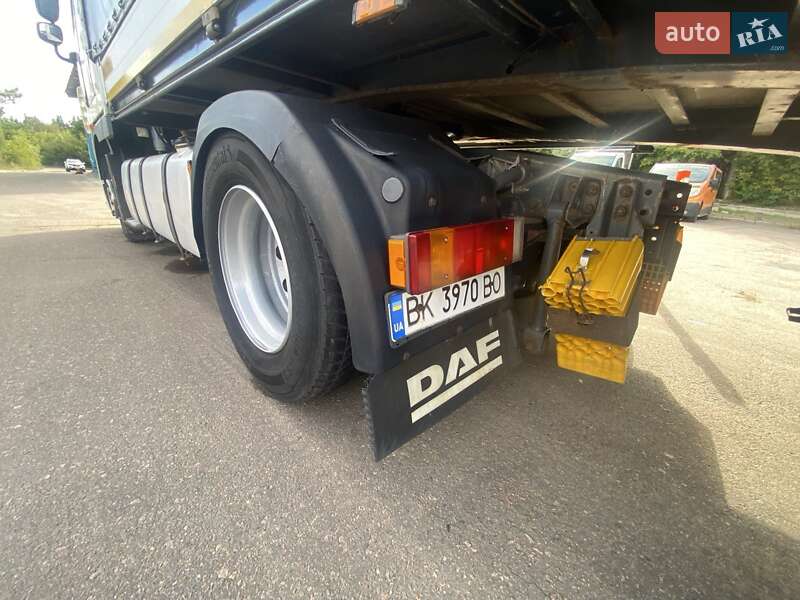 Тягач DAF XF 105 2011 в Ровно