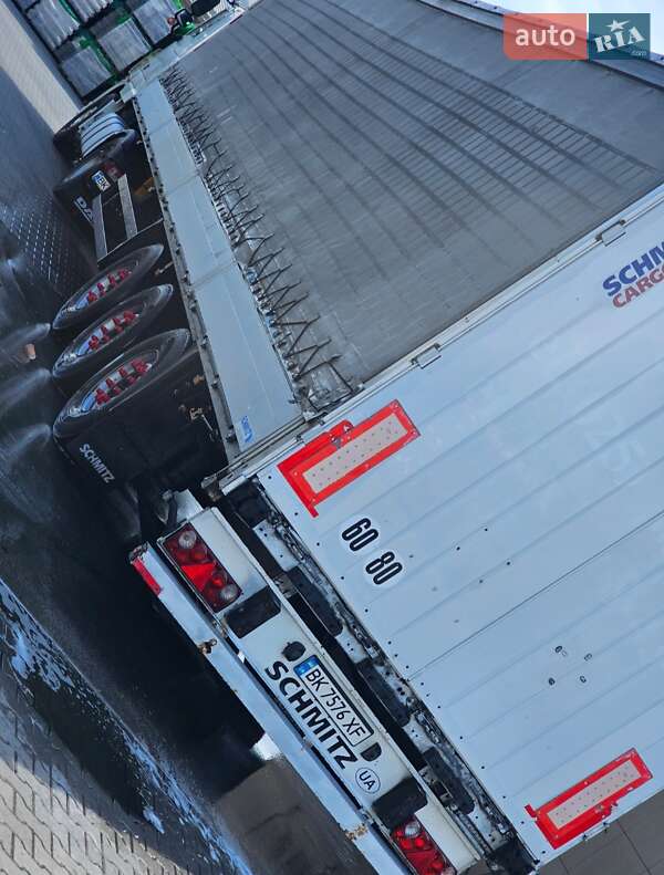 Тягач DAF XF 105 2012 в Сарнах