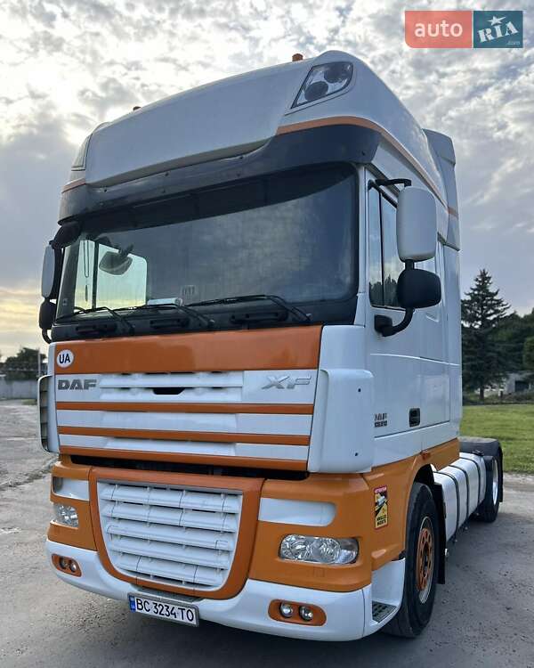Тягач DAF XF 105 2012 в 