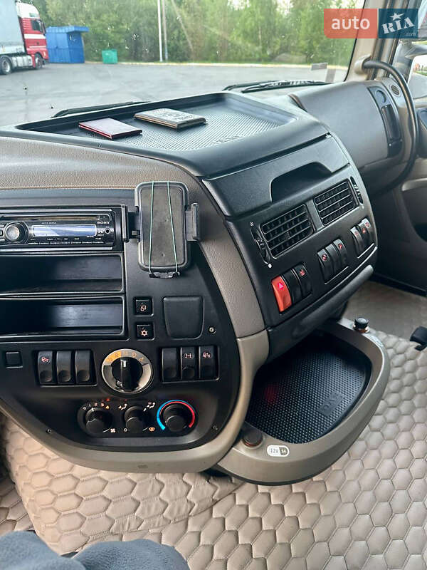 Тягач DAF XF 105 2011 в Ковеле