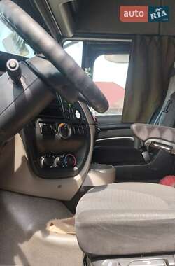 Тентованый DAF XF 105 2013 в 