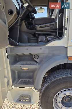 Тягач DAF XF 105 2013 в 
