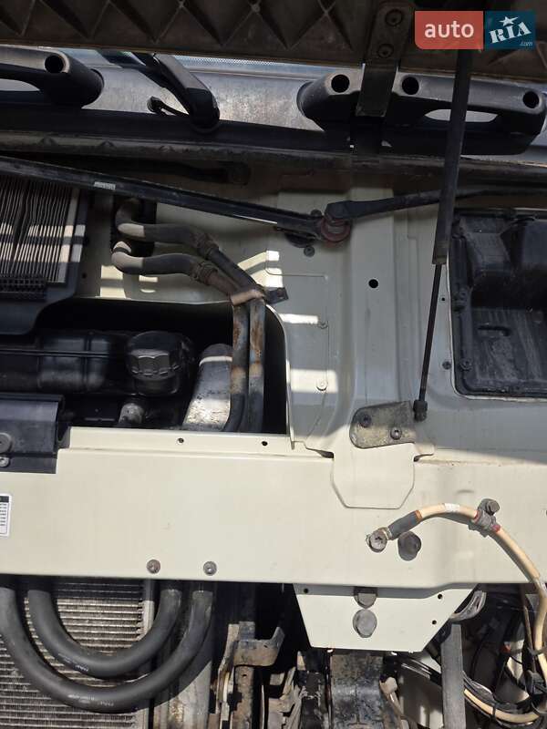 Тягач DAF XF 105 2013 в Бучаче