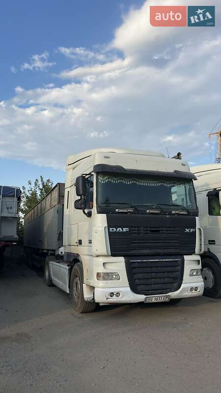 Зерновоз DAF XF 105 2007 в 