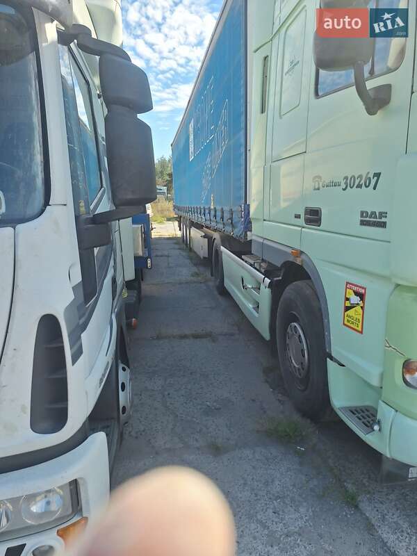 Тягач DAF XF 105 2006 в Дніпрі