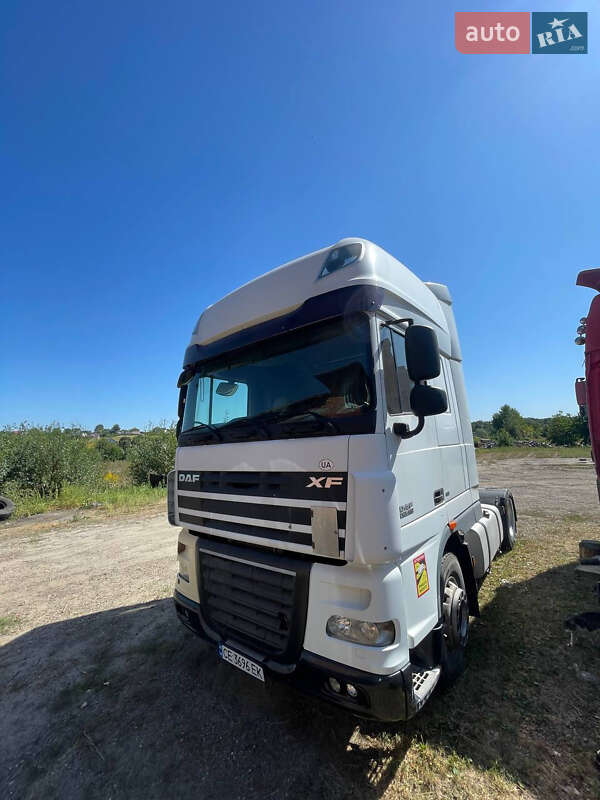 Тягач DAF XF 105 2010 в Черновцах