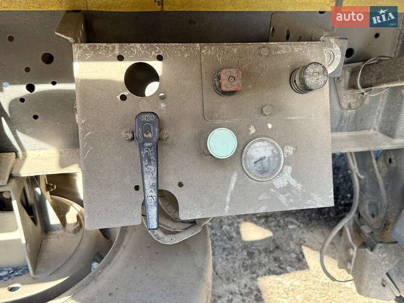 Тягач DAF XF 105 2013 в Одессе