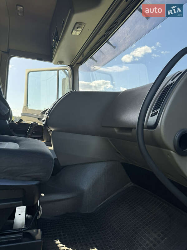 Тягач DAF XF 105 2012 в Сарнах