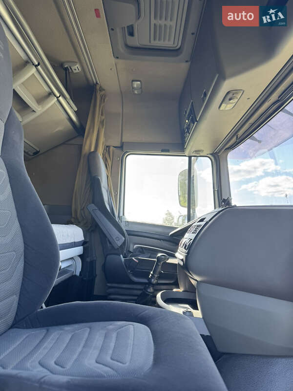 Тягач DAF XF 105 2012 в Сарнах