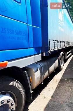 Тягач DAF XF 105 2011 в 