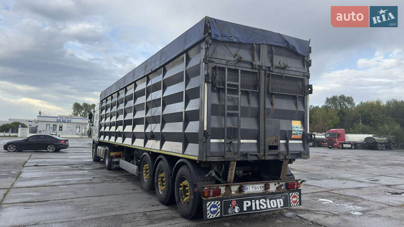 Зерновоз DAF XF 105 2012 в Полтаве