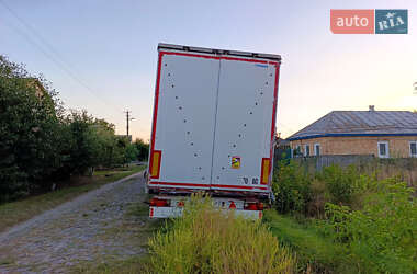 Тягач DAF XF 105 2011 в 