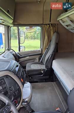 Тягач DAF XF 105 2011 в 
