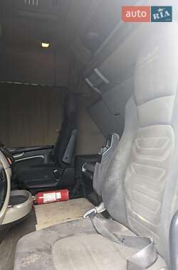 Тягач DAF XF 105 2010 в 