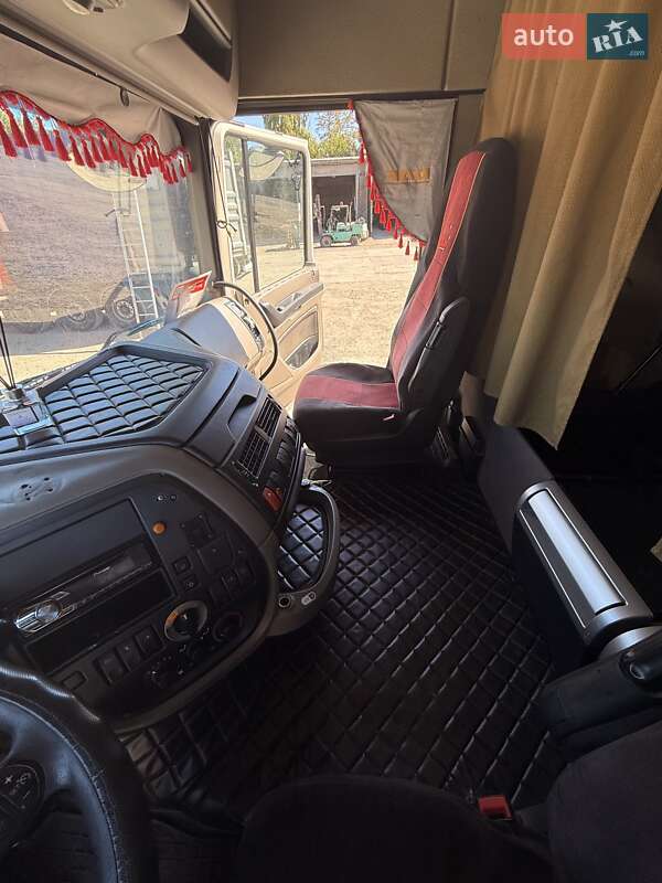 Тягач DAF XF 105 2013 в Одессе